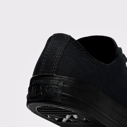 Converse All Black Low-Tops