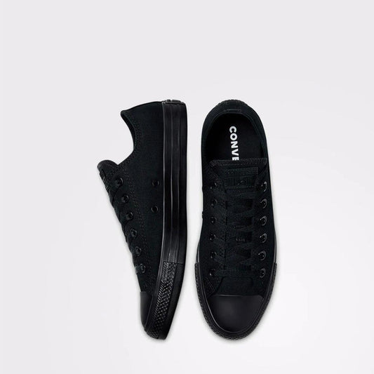 Converse All Black Low-Tops